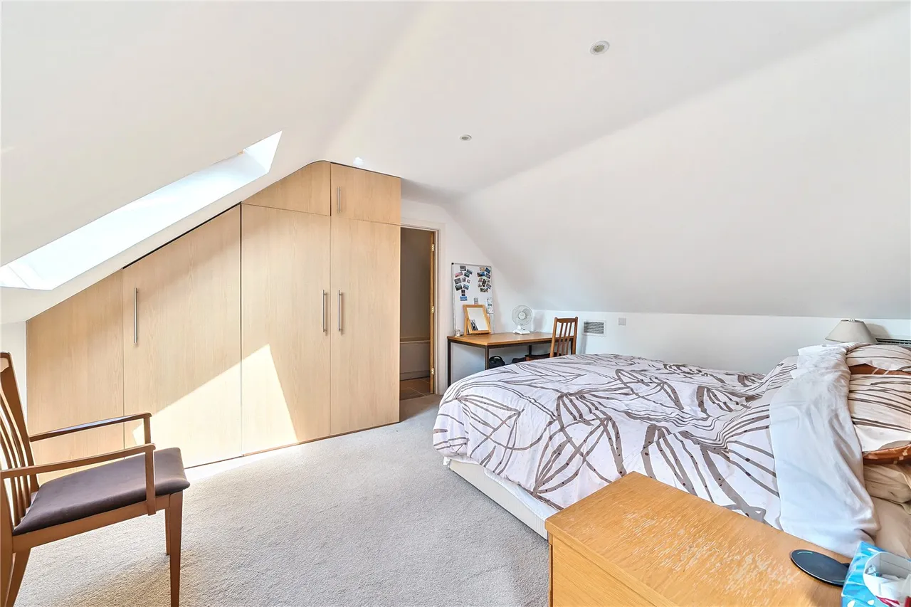 Wayside Road, St. Leonards, Ringwood, Dorset, BH24 2SJ, photo 14