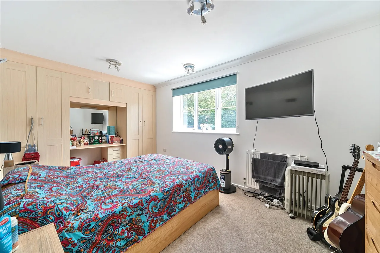 Wayside Road, St. Leonards, Ringwood, Dorset, BH24 2SJ, photo 20