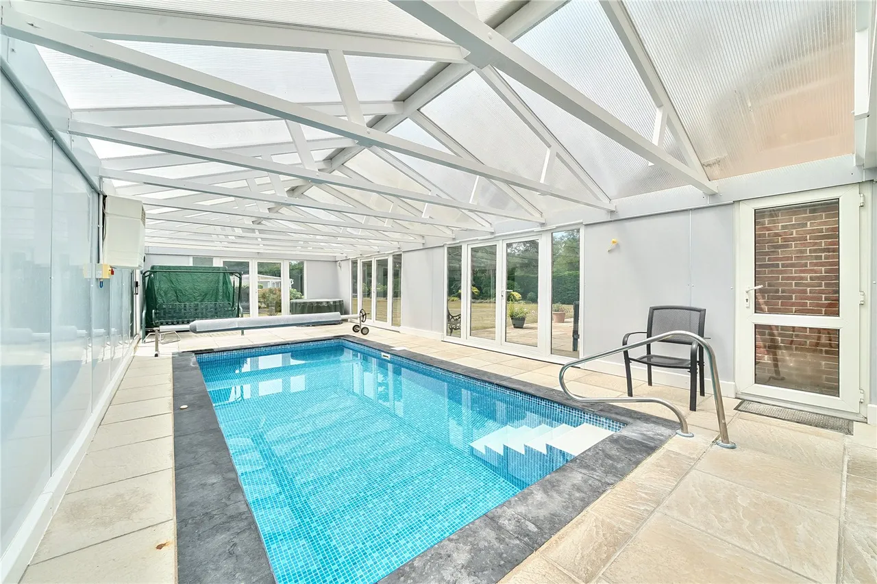 Wayside Road, St. Leonards, Ringwood, Dorset, BH24 2SJ, photo 6