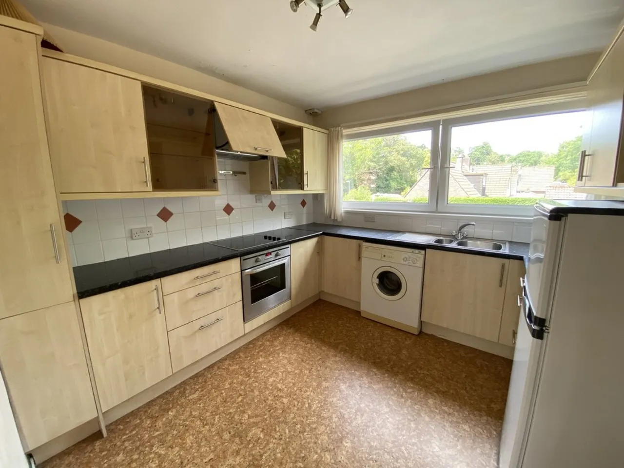 Oakwood Close, Chandlers Ford, SO53, photo 2