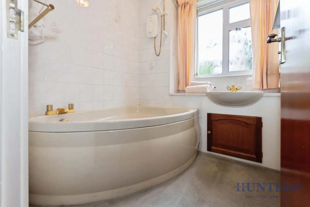 Albany Gardens, Solihull, B91, photo 18