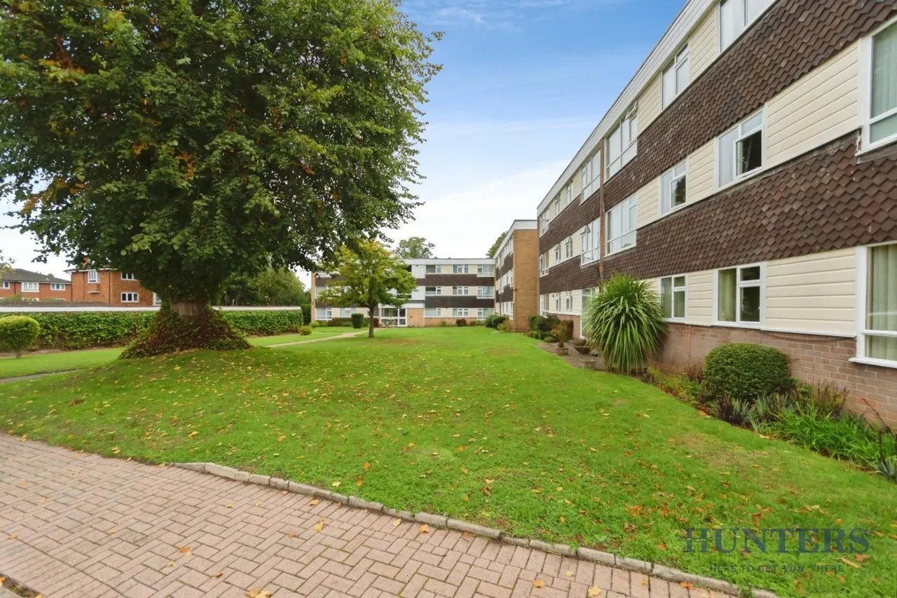 Albany Gardens, Solihull, B91, photo 23