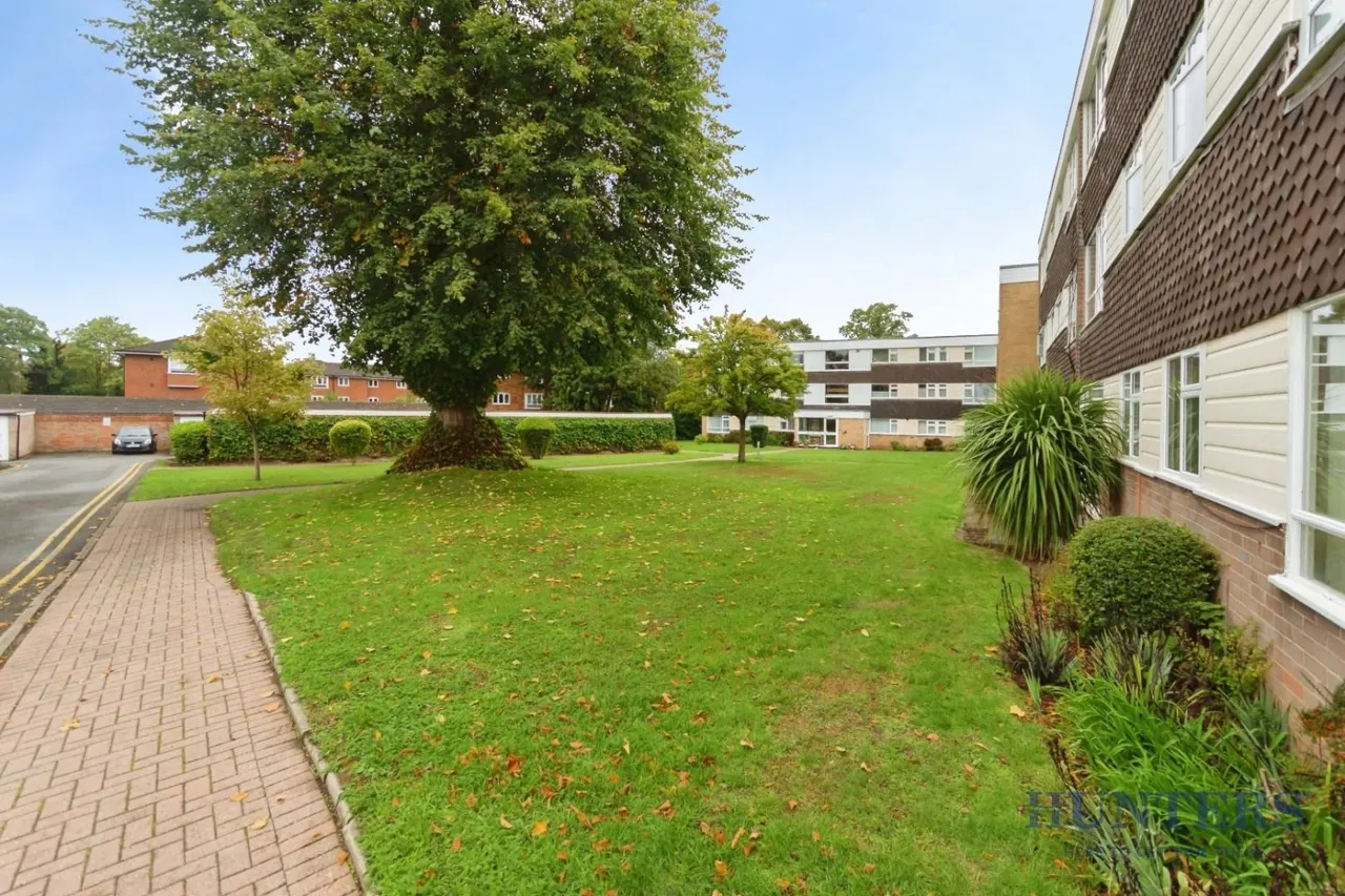 Albany Gardens, Solihull, B91, photo 3