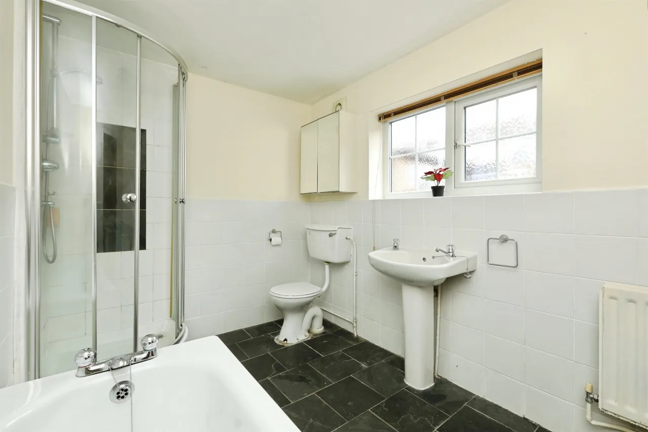 Station Road, Bawtry, Doncaster, photo 8