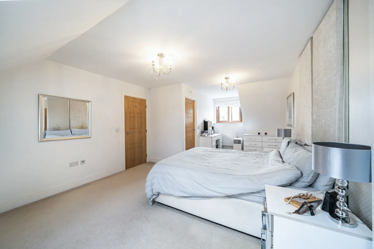 Blagrove Crescent, Ruislip, HA4, photo 5