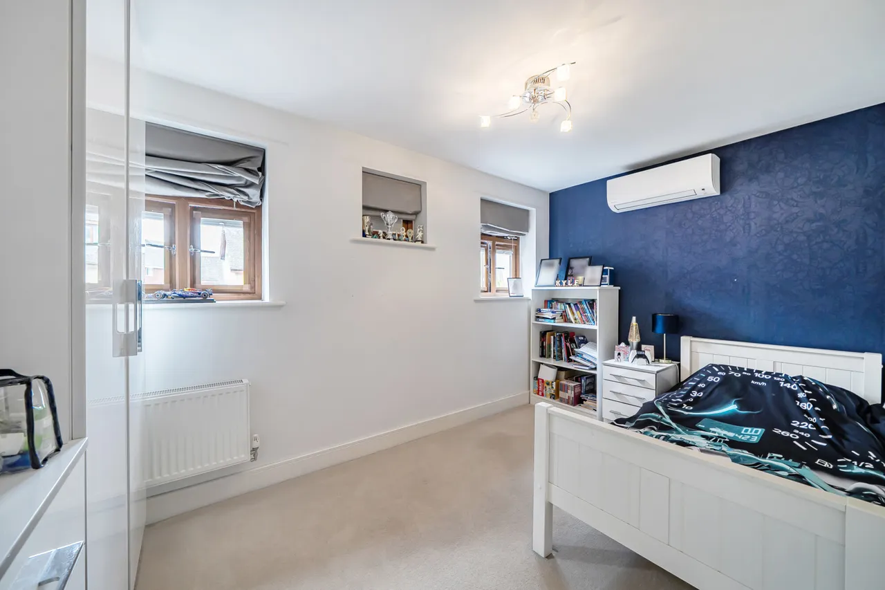 Blagrove Crescent, Ruislip, HA4, photo 18