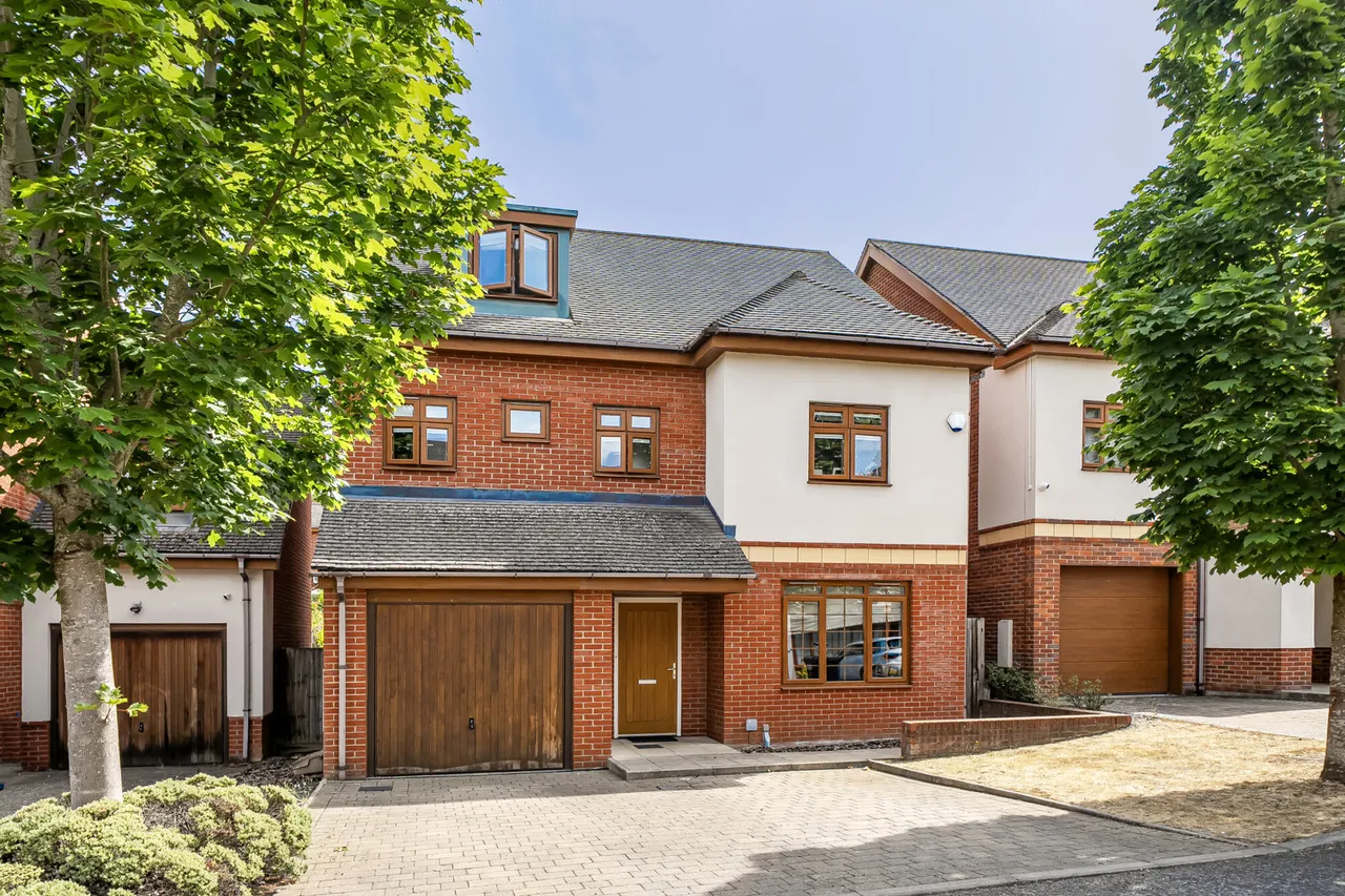 Blagrove Crescent, Ruislip, HA4, photo 21