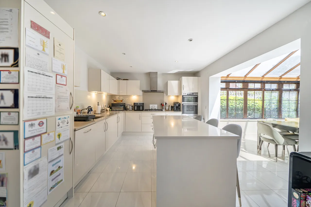 Blagrove Crescent, Ruislip, HA4, photo 13