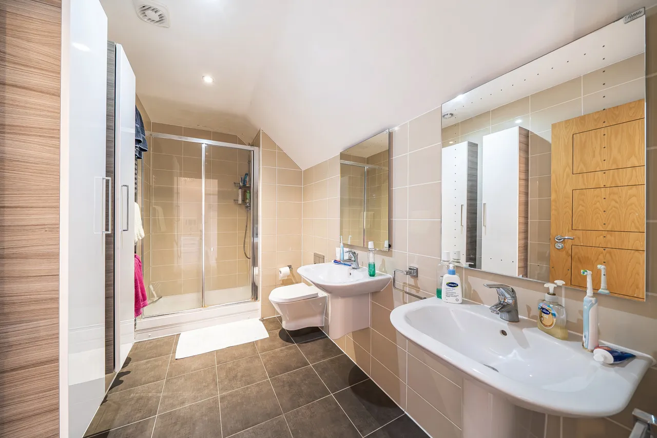 Blagrove Crescent, Ruislip, HA4, photo 9