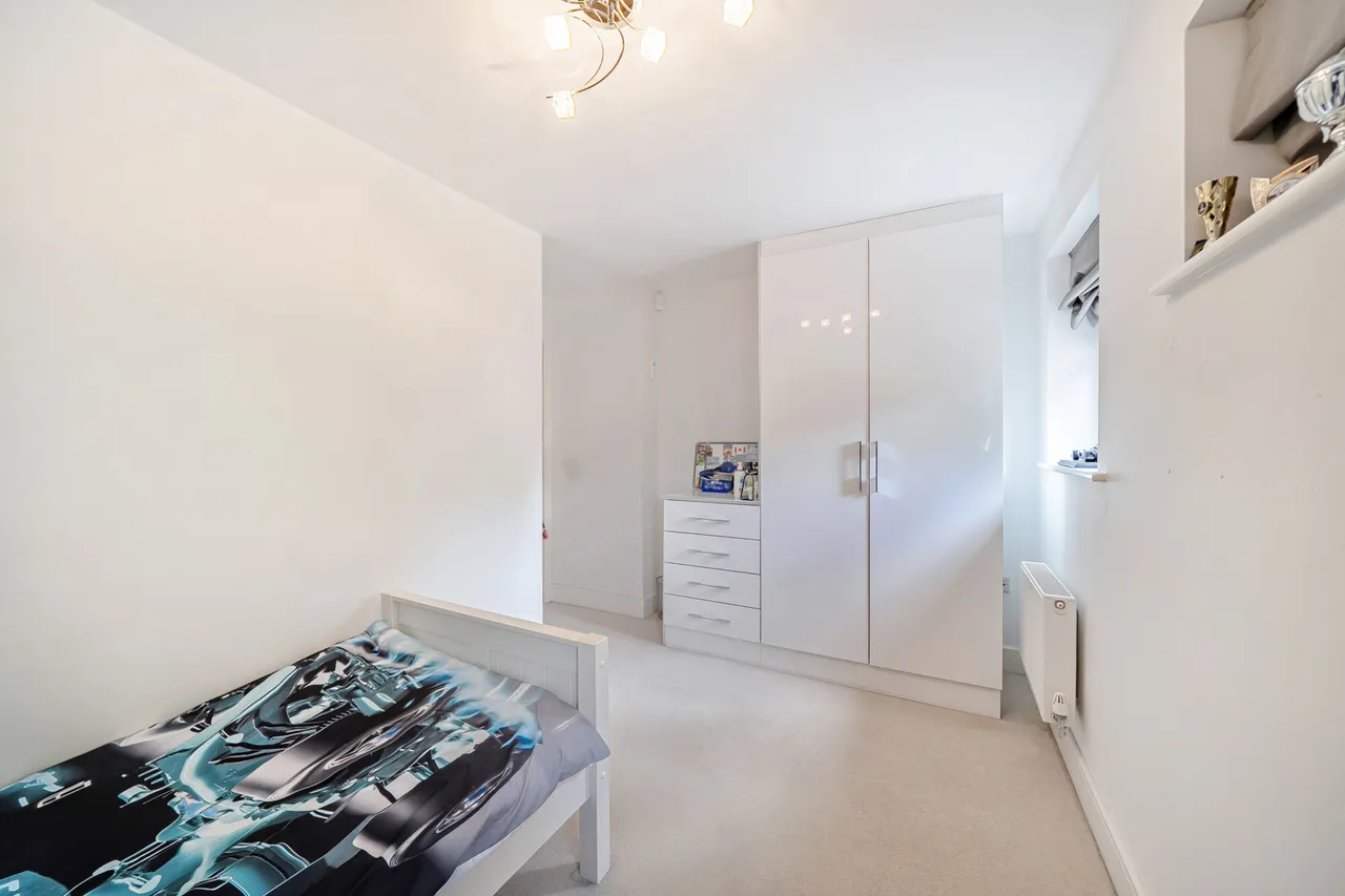 Blagrove Crescent, Ruislip, HA4, photo 17
