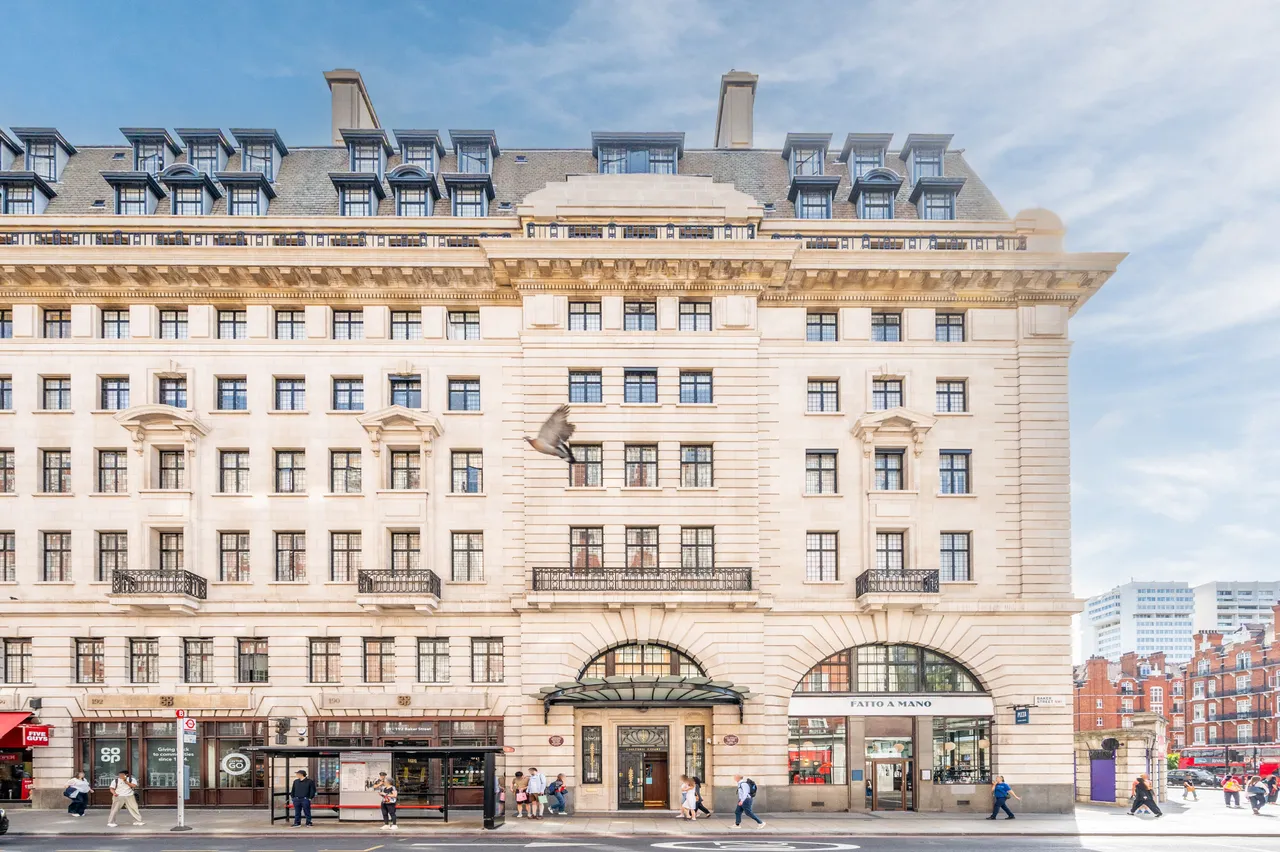 2 bed flat for sale — 195 Chiltern Court, Baker Street, London