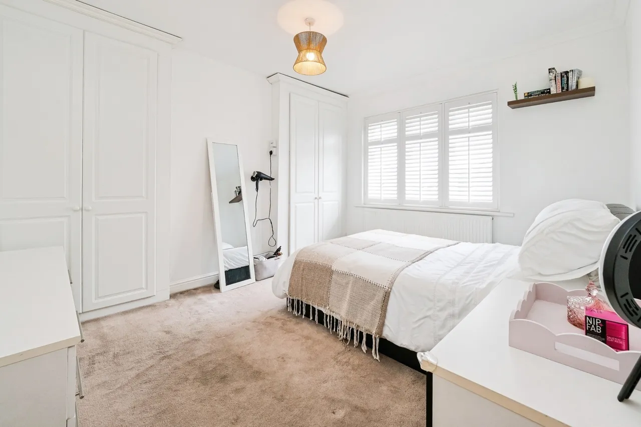 Hillcrest Road, Hornchurch, RM11, photo 11
