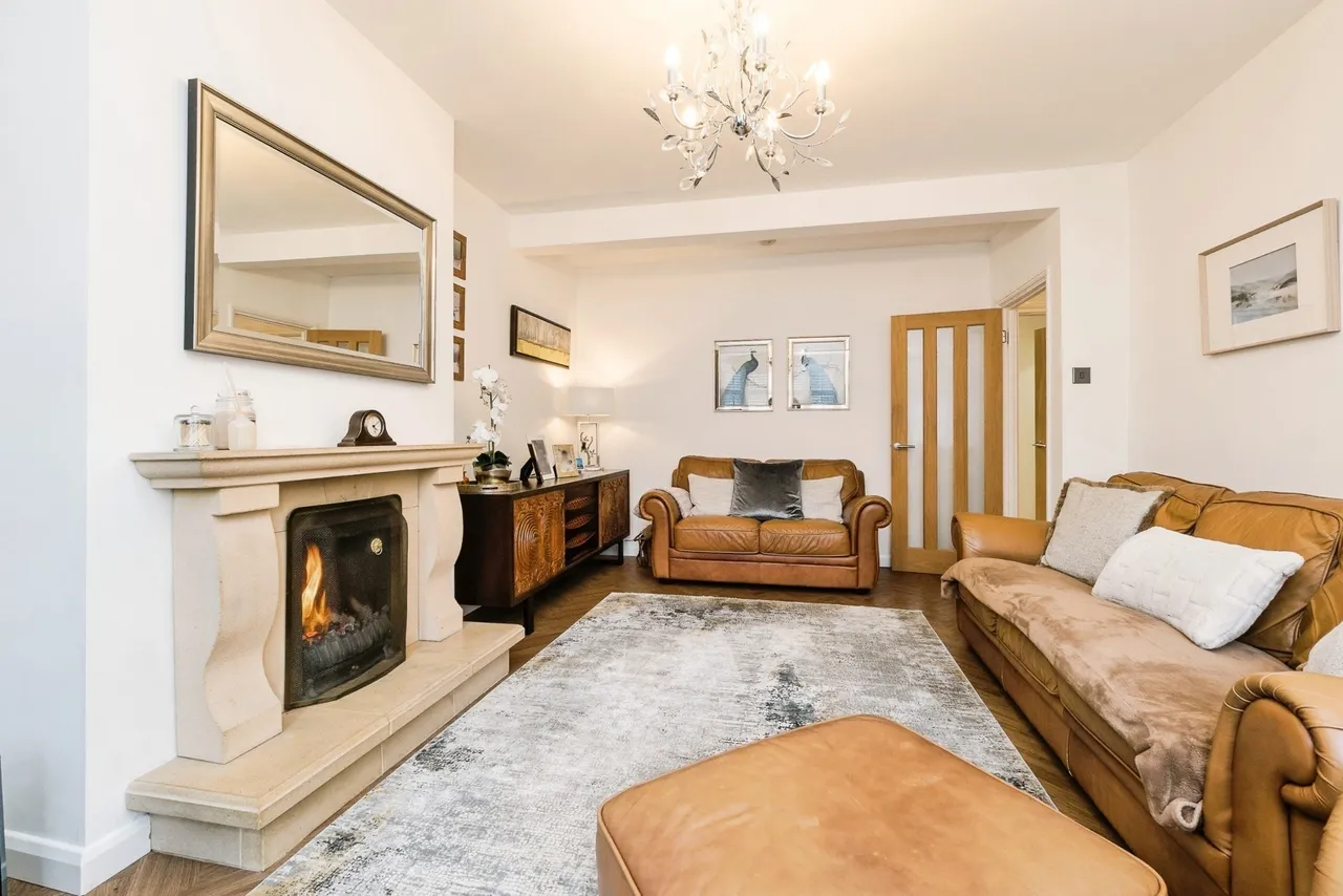 Hillcrest Road, Hornchurch, RM11, photo 26