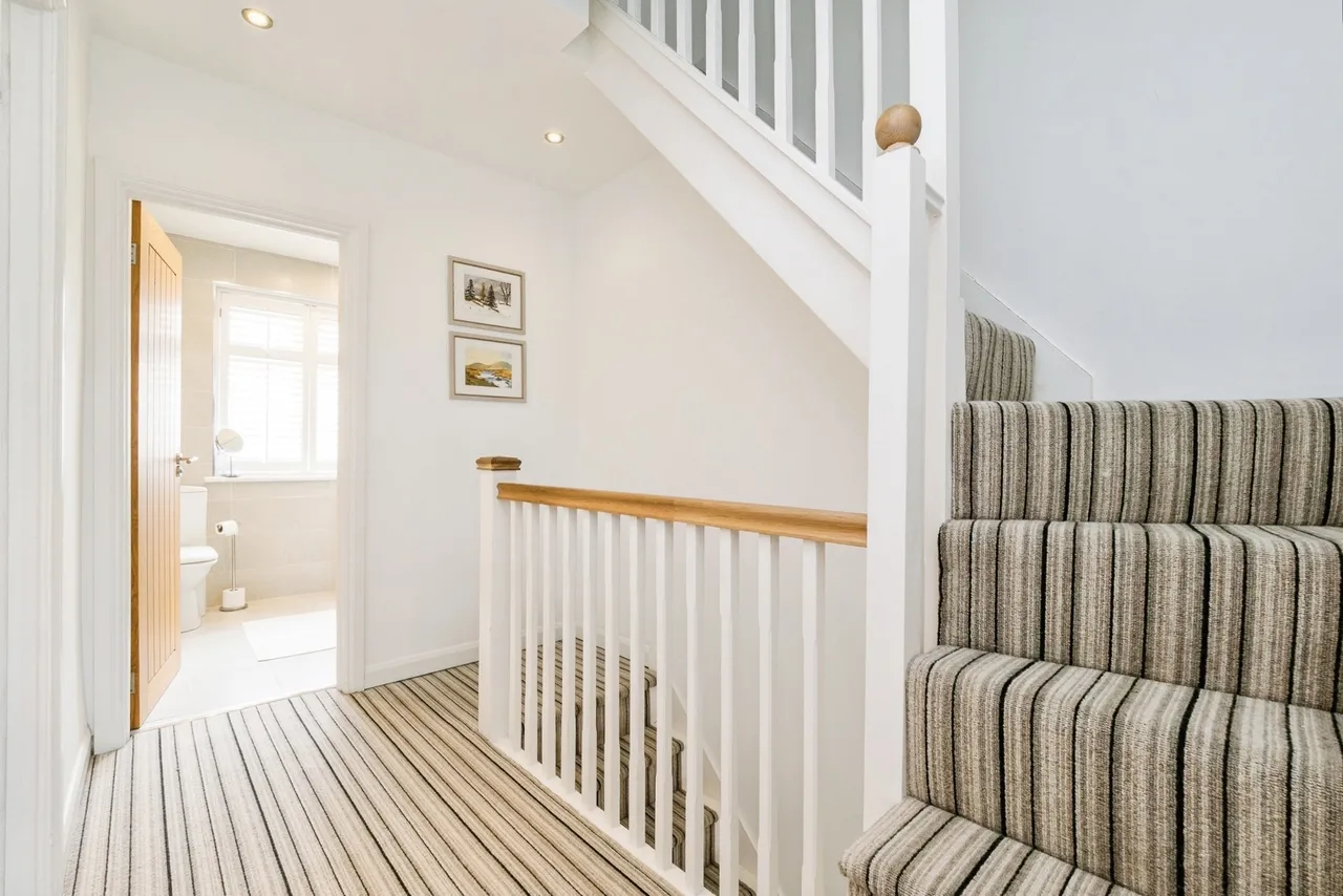 Hillcrest Road, Hornchurch, RM11, photo 18