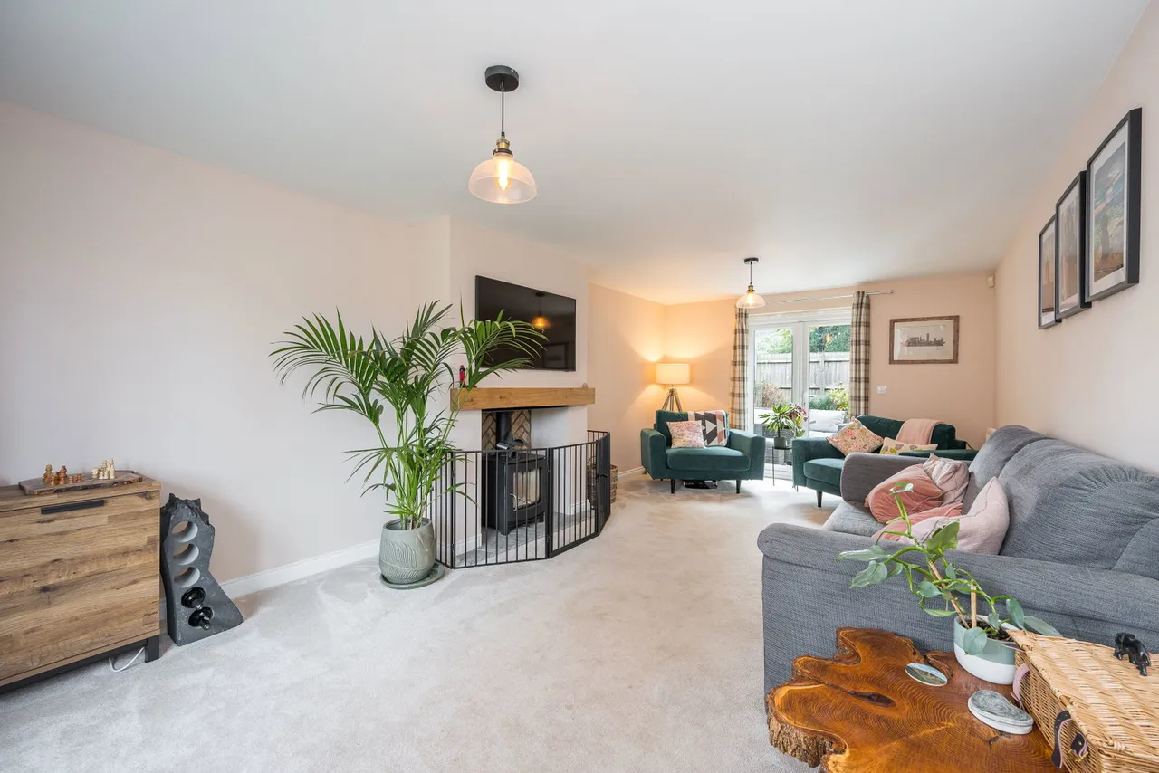 Crawshay Close, Llanfoist, photo 2