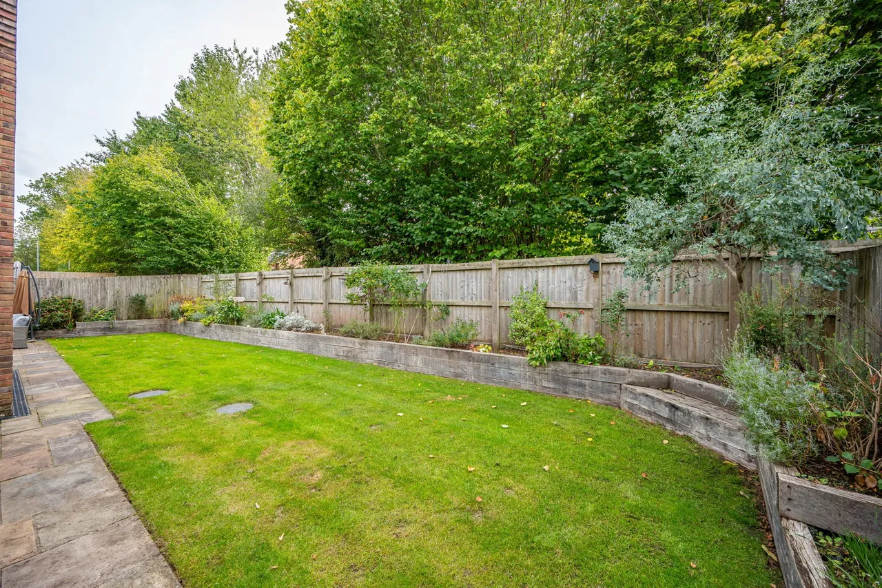 Crawshay Close, Llanfoist, photo 33