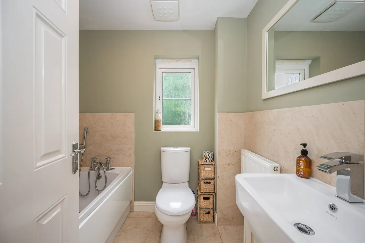 Crawshay Close, Llanfoist, photo 30