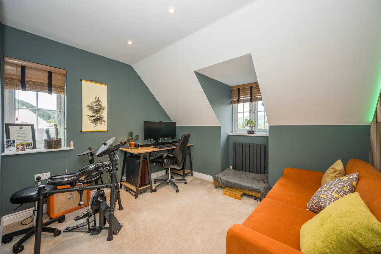 Crawshay Close, Llanfoist, photo 20