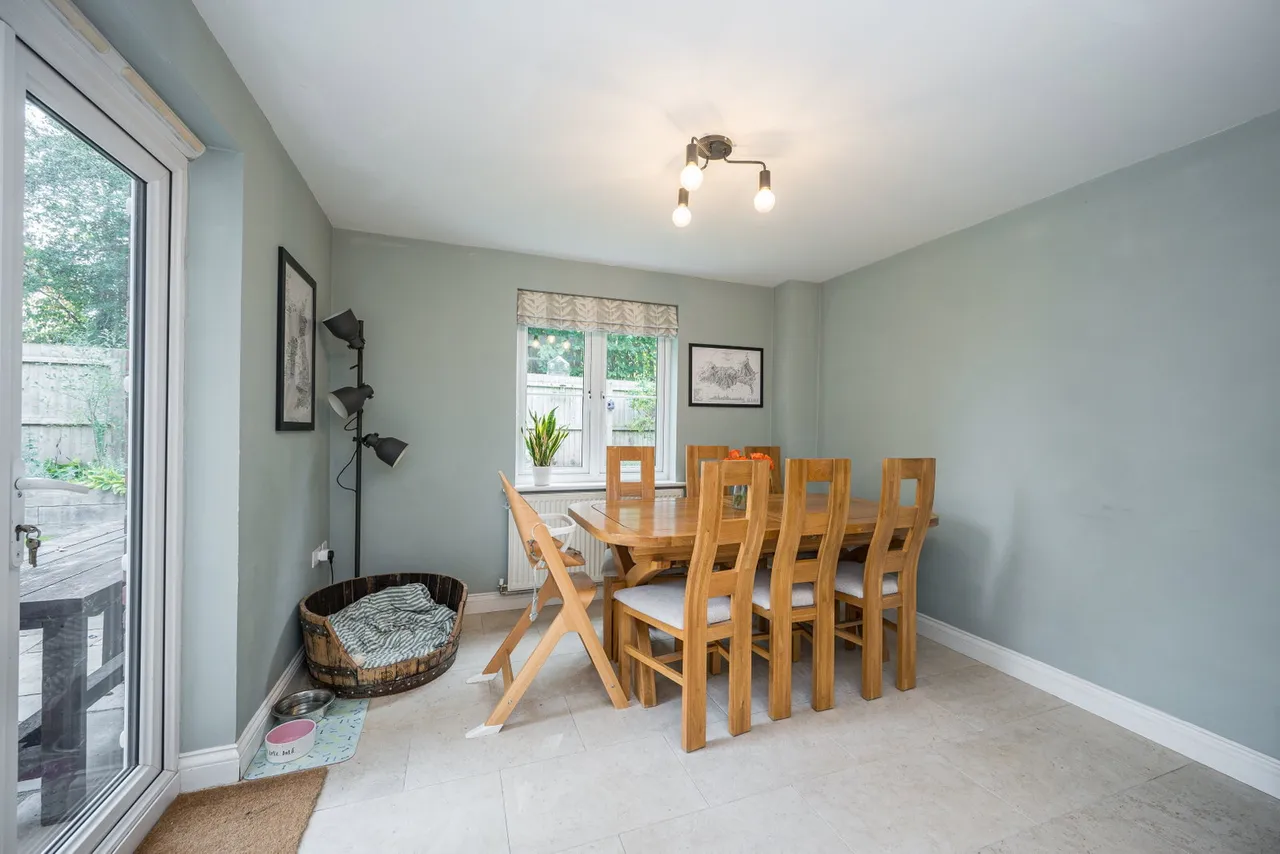 Crawshay Close, Llanfoist, photo 16