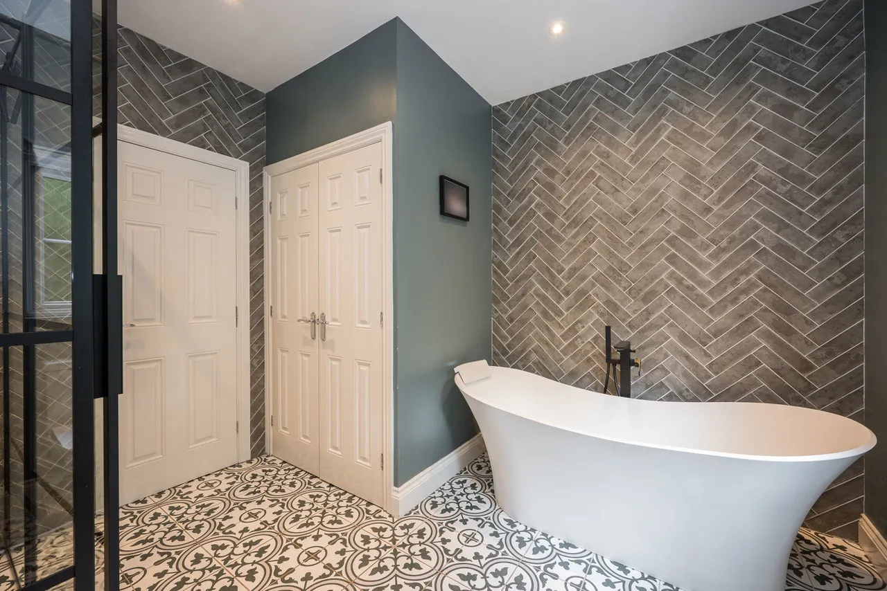 Crawshay Close, Llanfoist, photo 28