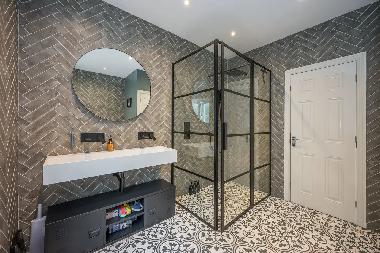 Crawshay Close, Llanfoist, photo 6