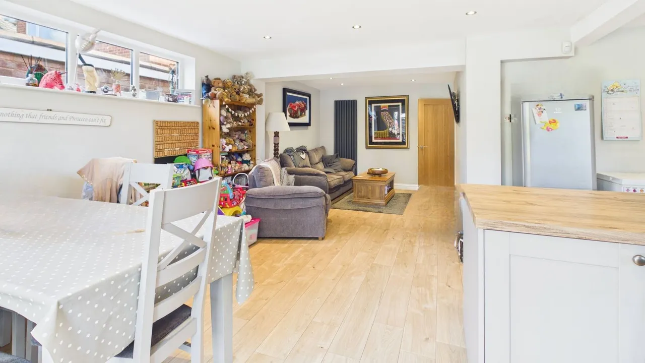 Wallheath Crescent, Stonnall, WS9, photo 7