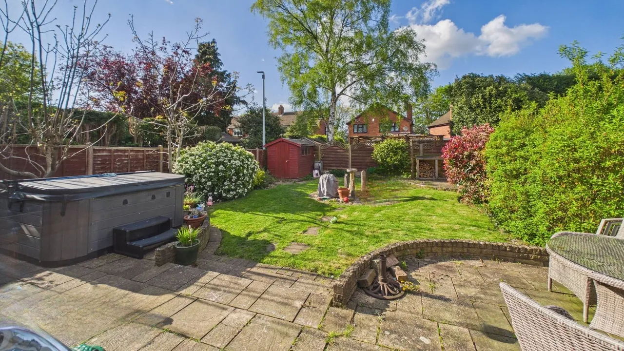 Wallheath Crescent, Stonnall, WS9, photo 18