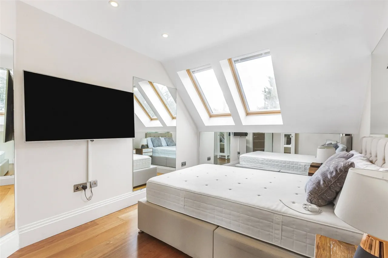 Chenies Place, Barnet Road, Arkley, EN5 3BH, photo 14