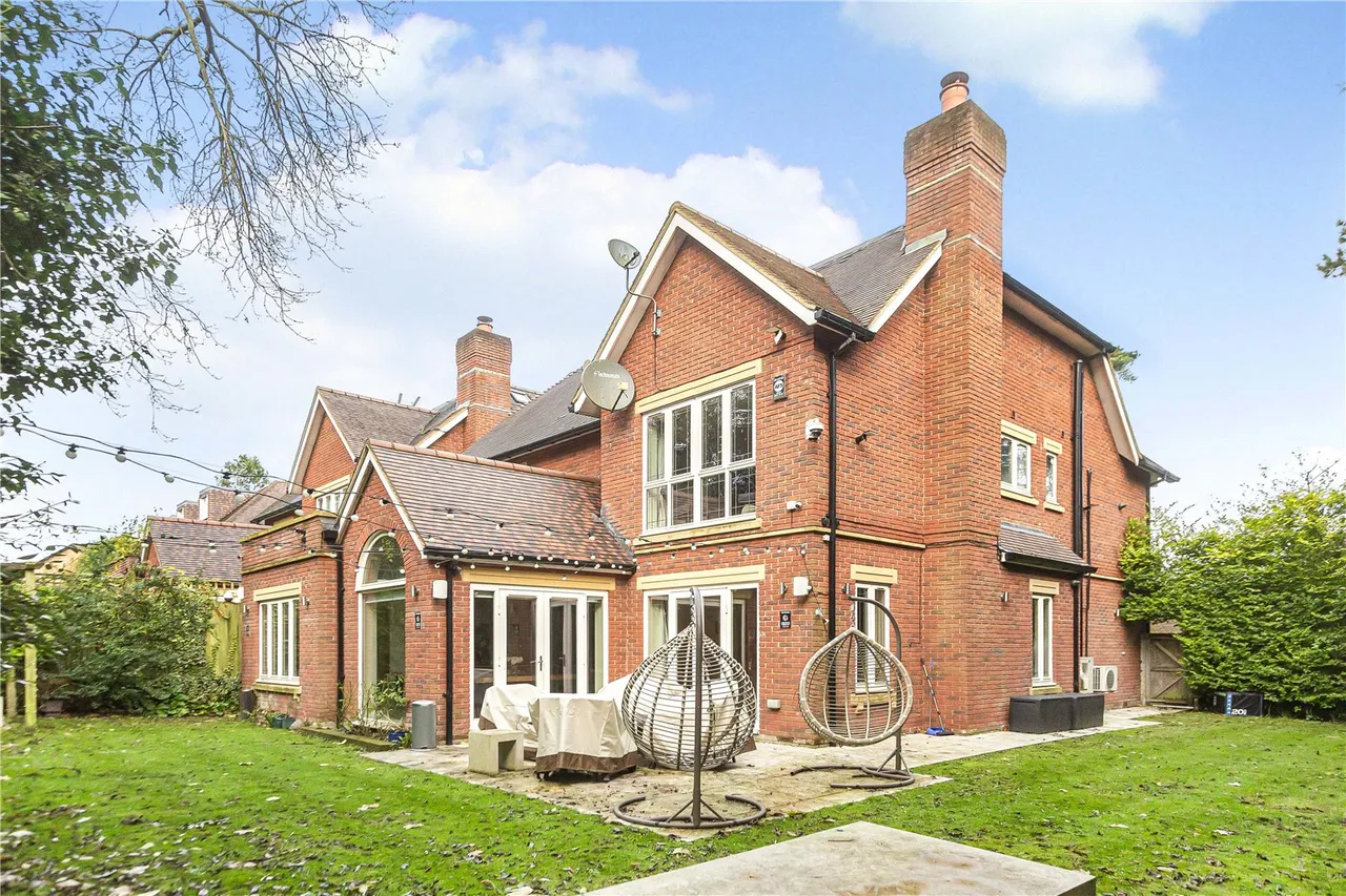 Chenies Place, Barnet Road, Arkley, EN5 3BH, photo 18