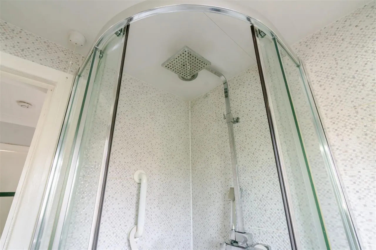 Entwistle Grove, Leigh, WN7, photo 19