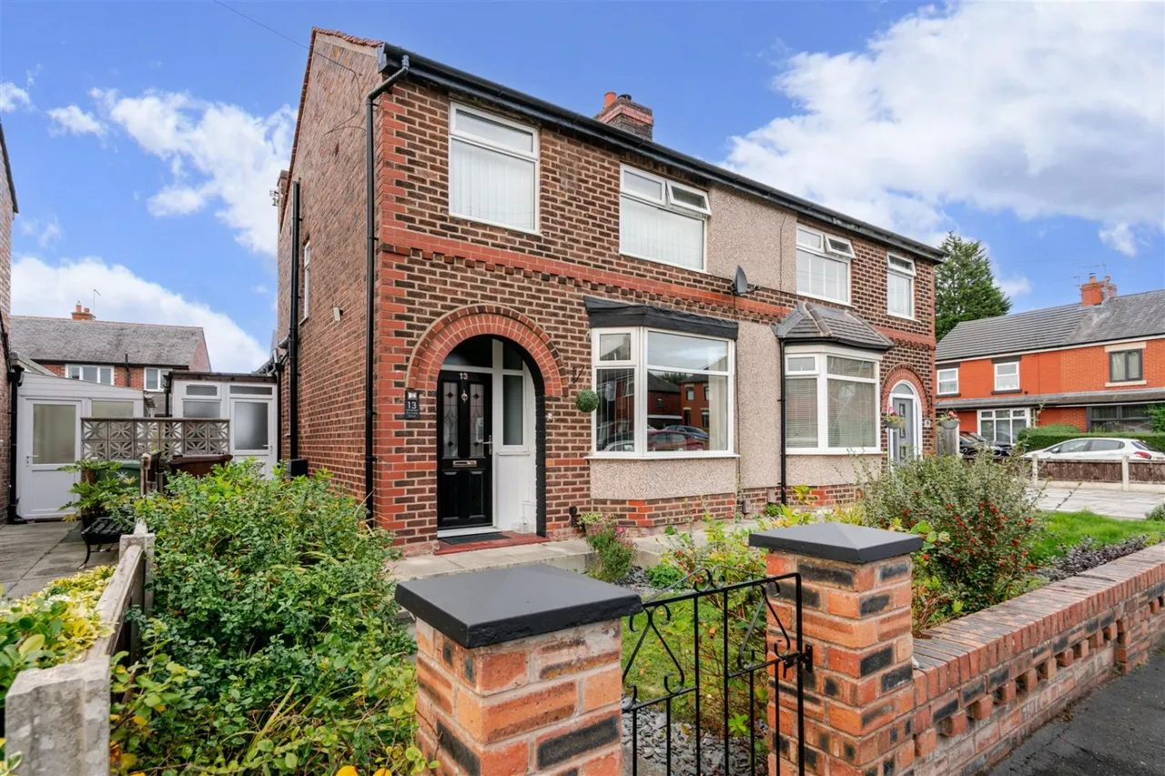 3 bed house for sale, Entwistle Grove, Leigh, WN7