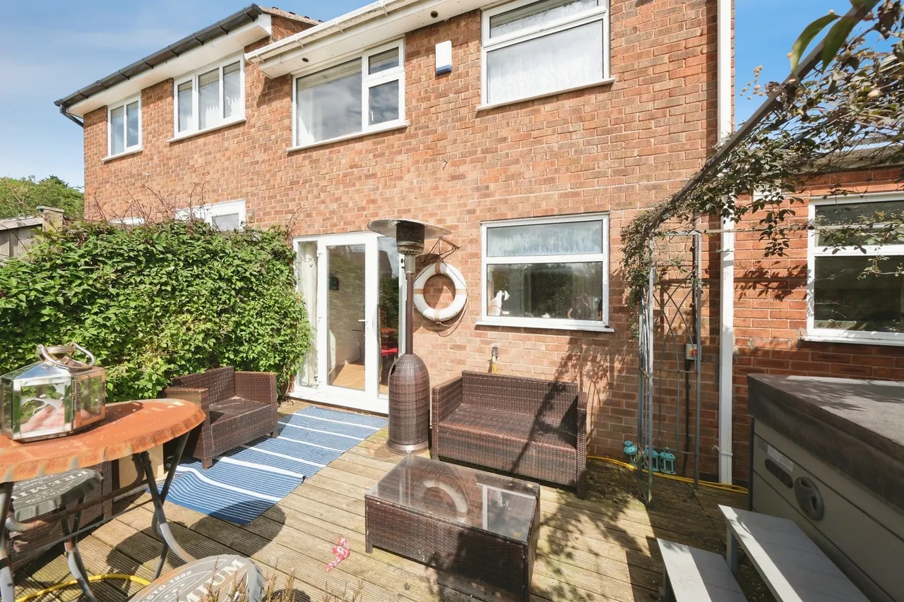 Rose Hill Court, Bolsover, S44, photo 20