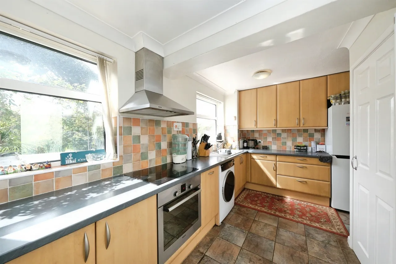 Rose Hill Court, Bolsover, S44, photo 6