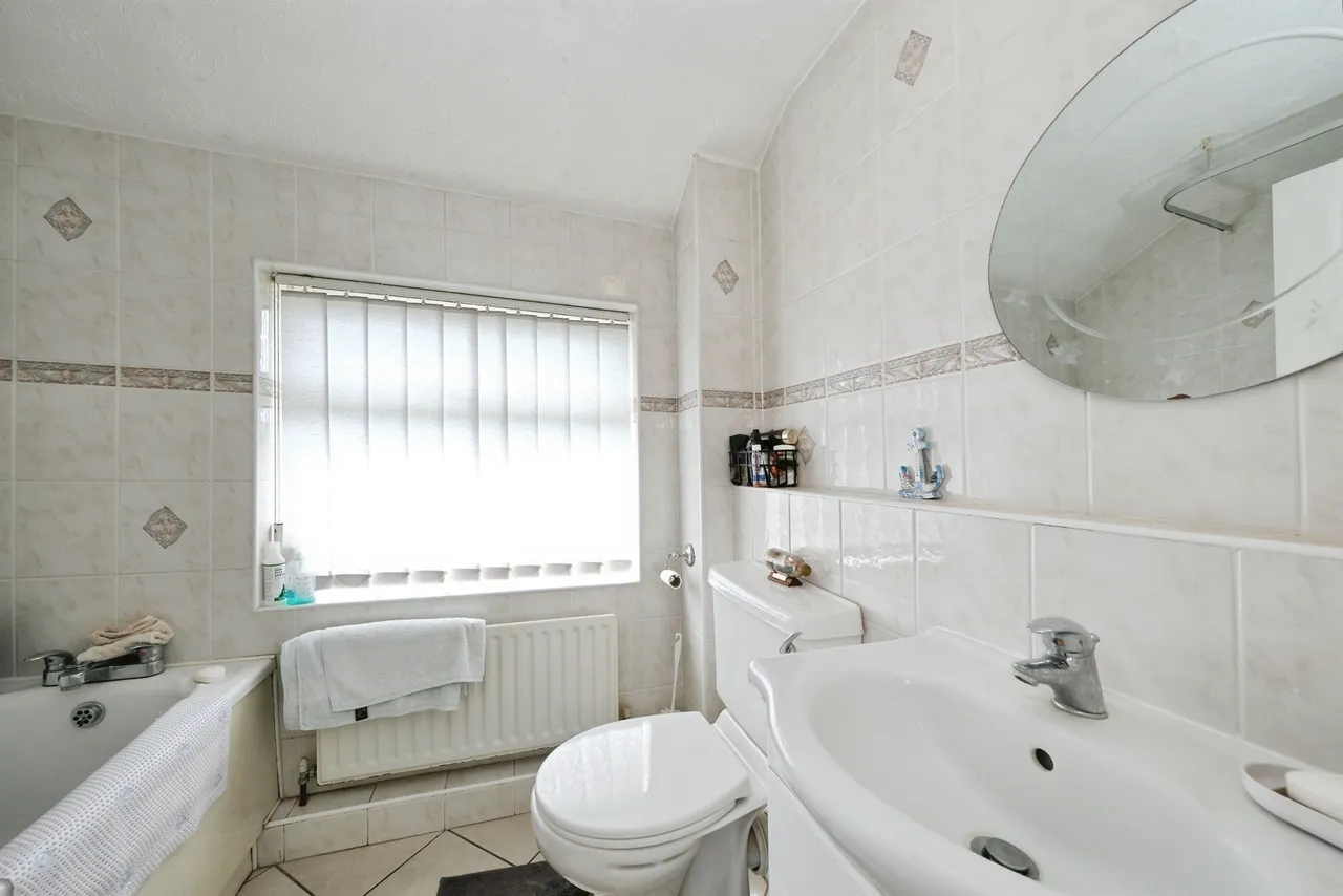 Rose Hill Court, Bolsover, S44, photo 17