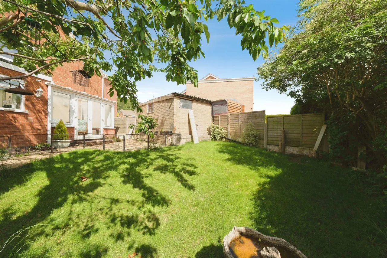 Rose Hill Court, Bolsover, S44, photo 19