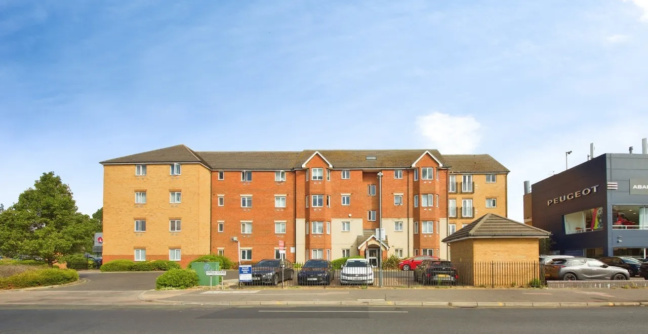 London Road, ROMFORD, Essex, RM7, photo 12