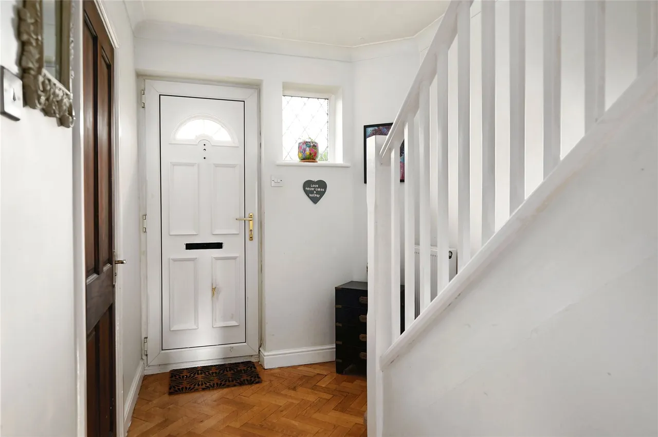 Hensworth Road, Ashford, TW15, photo 8