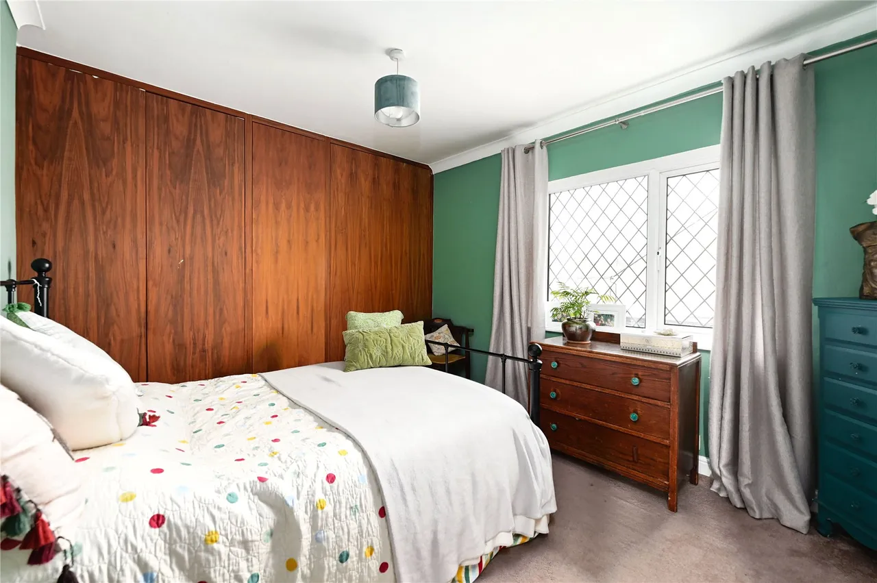 Hensworth Road, Ashford, TW15, photo 9
