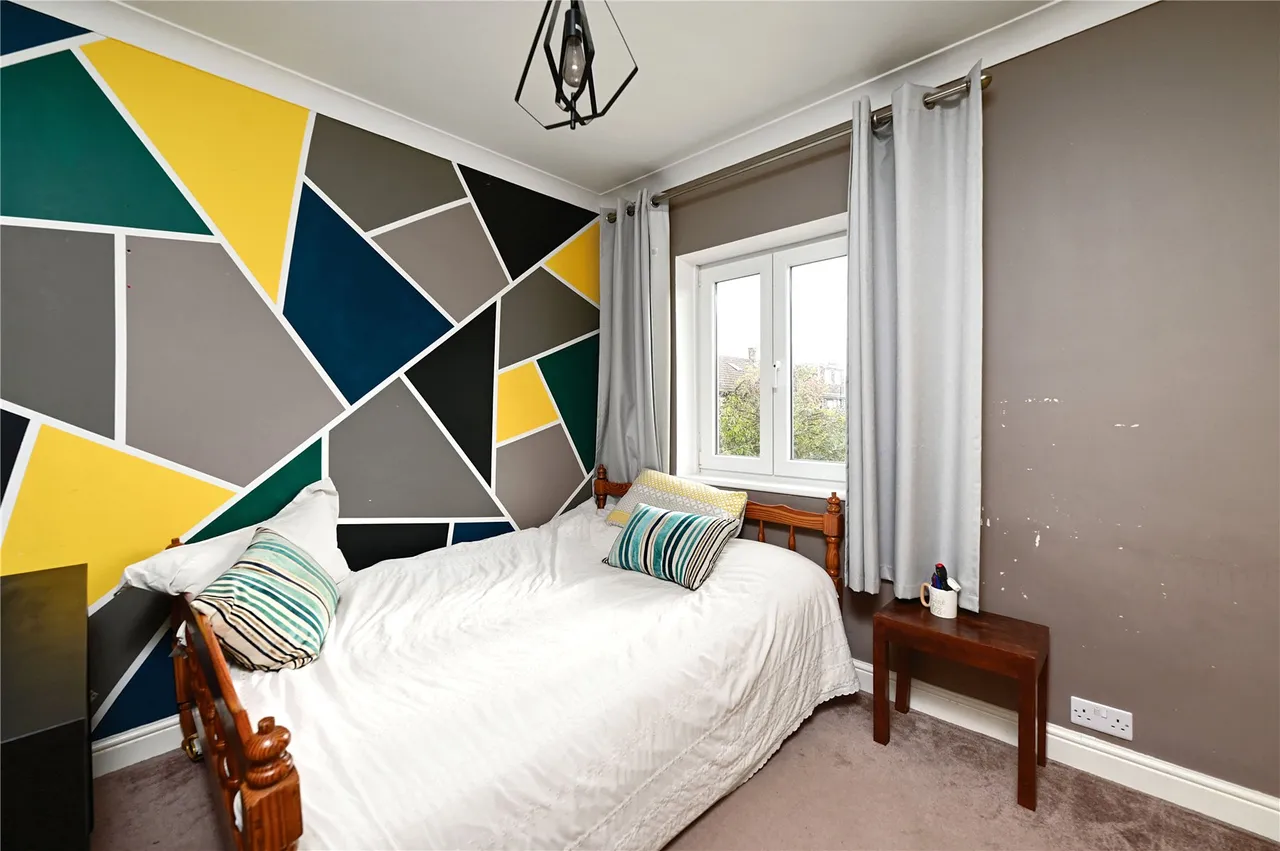Hensworth Road, Ashford, TW15, photo 11