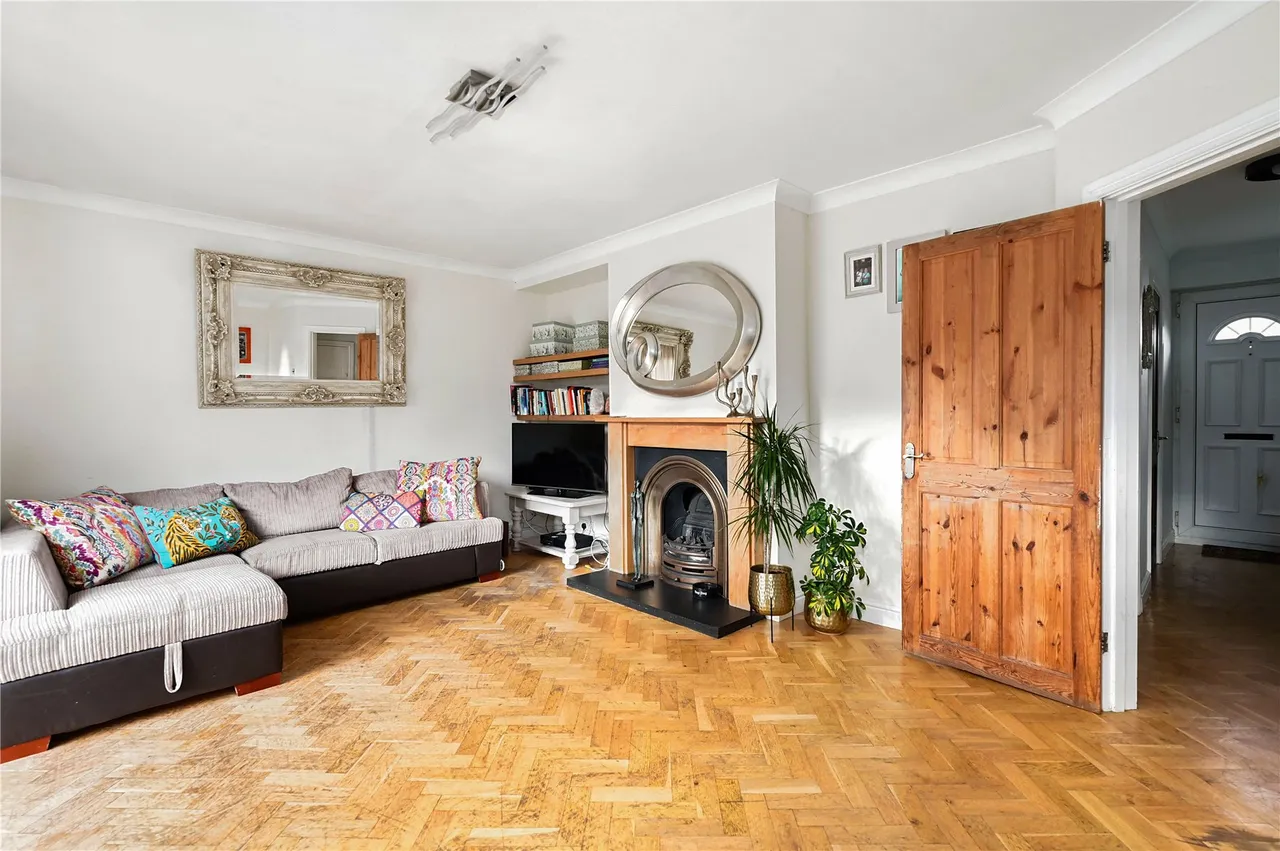 Hensworth Road, Ashford, TW15, photo 7