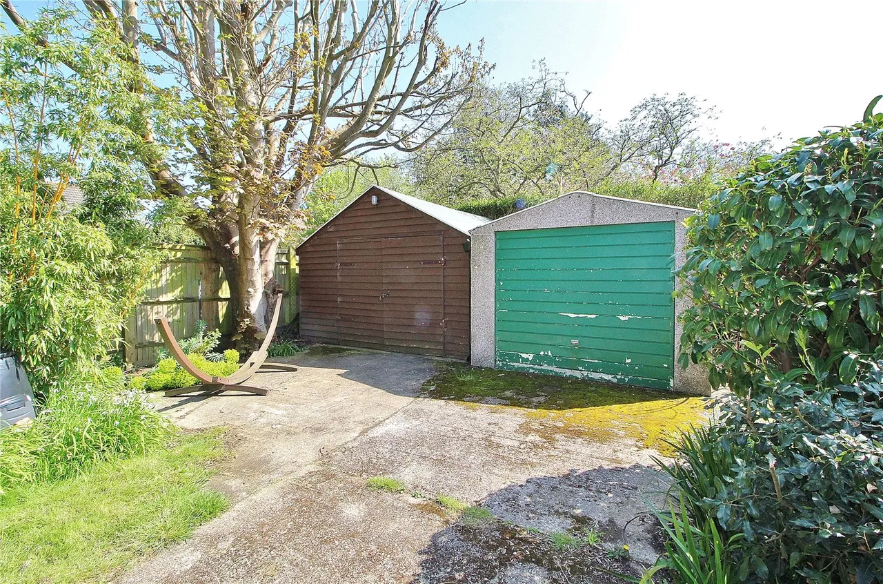 Burford Close, Offington, BN14, photo 17
