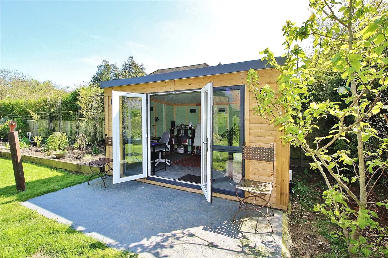 Burford Close, Offington, BN14, photo 4