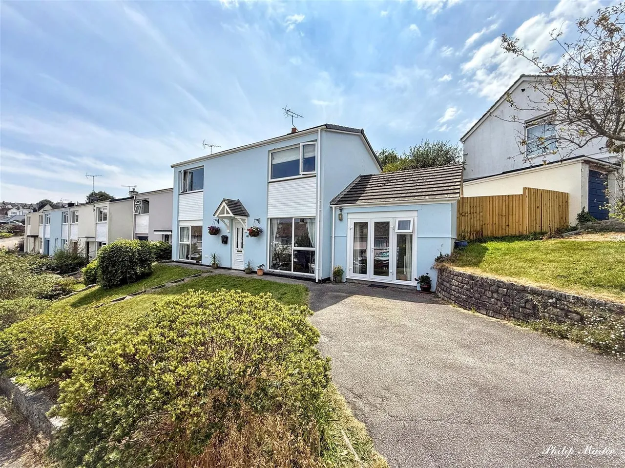 4 bed house for sale, Treworder Road, Truro