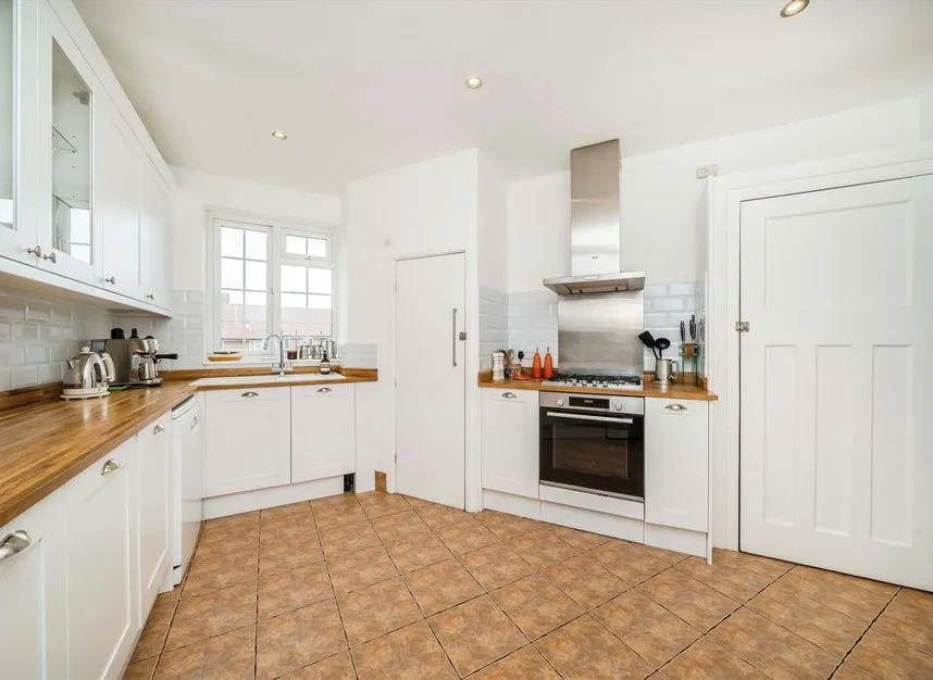 London Road, Kingston Upon Thames, KT2, photo 3