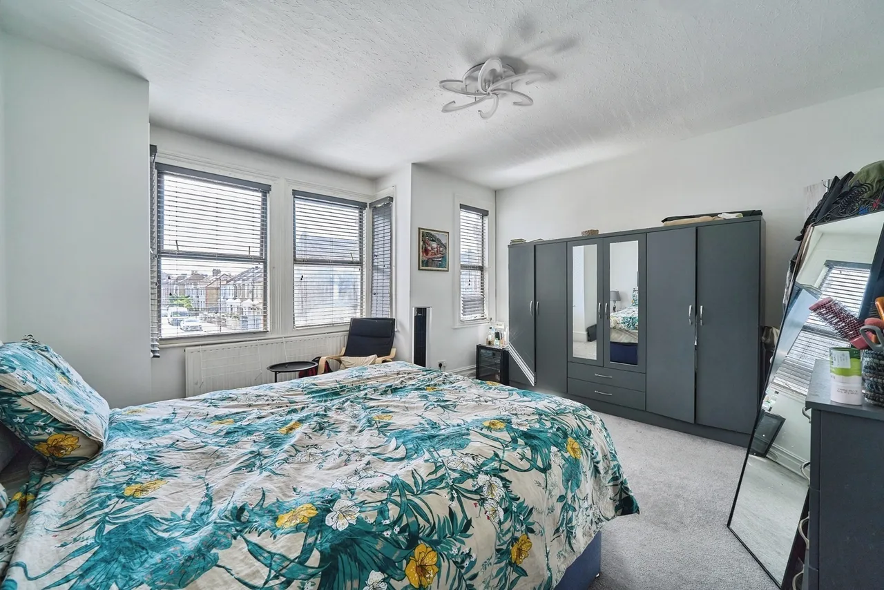 Selsdon Road, London, E13, photo 13