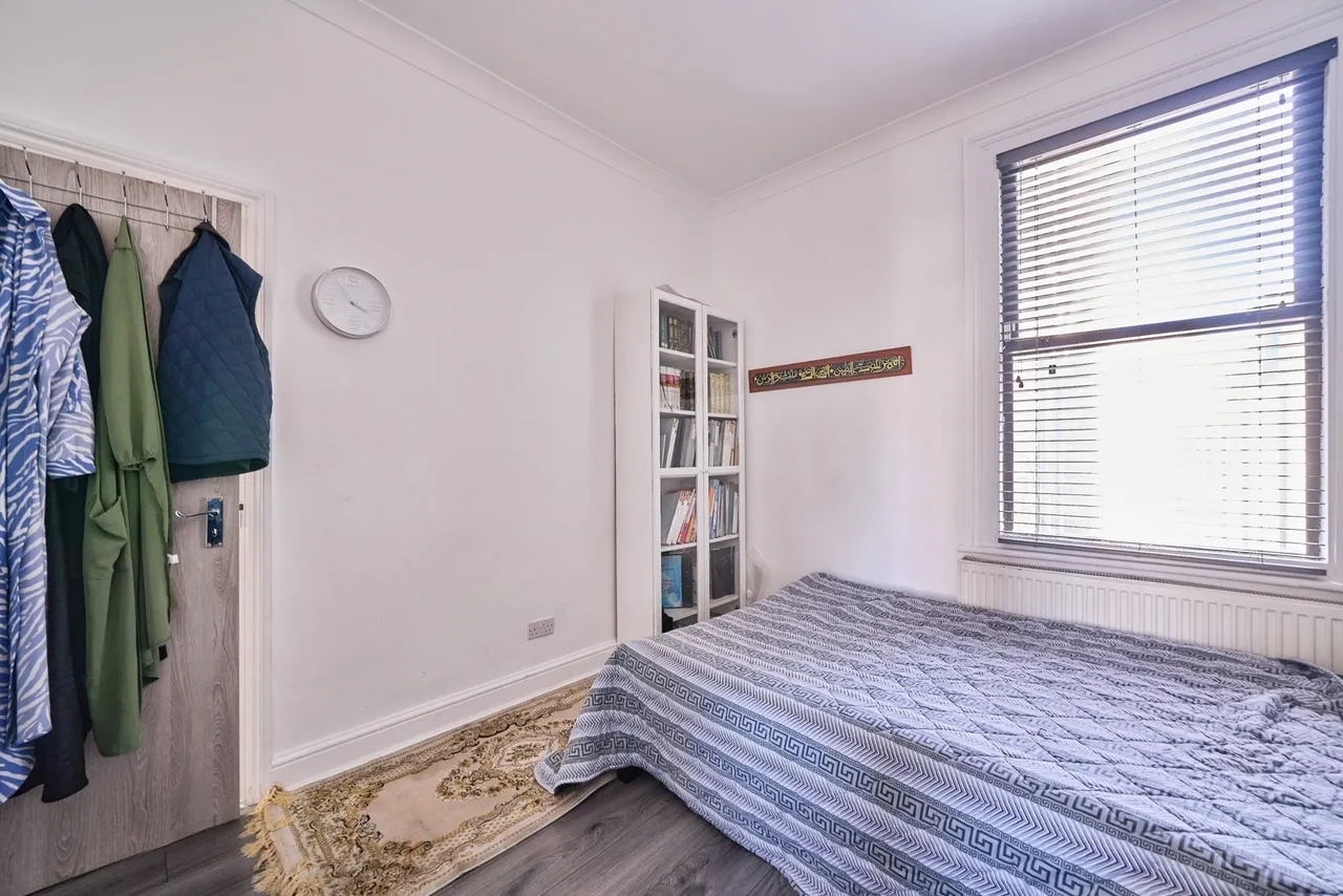 Selsdon Road, London, E13, photo 18