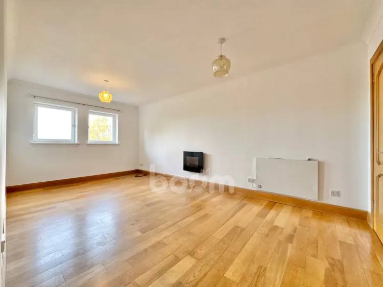 Medine Court, Beith, KA15, photo 2