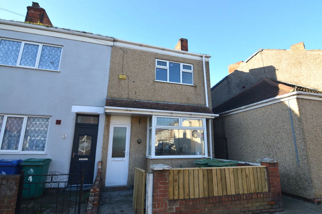Ladysmith Road, Grimsby, Lincolnshire, DN32 9EF, photo 2