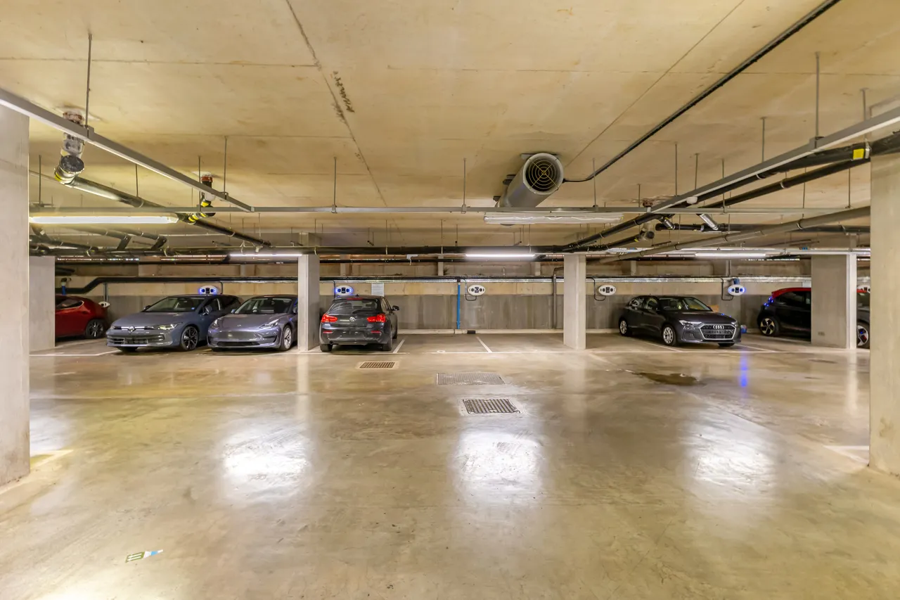 Knaresborough Drive, London, SW18, photo 10