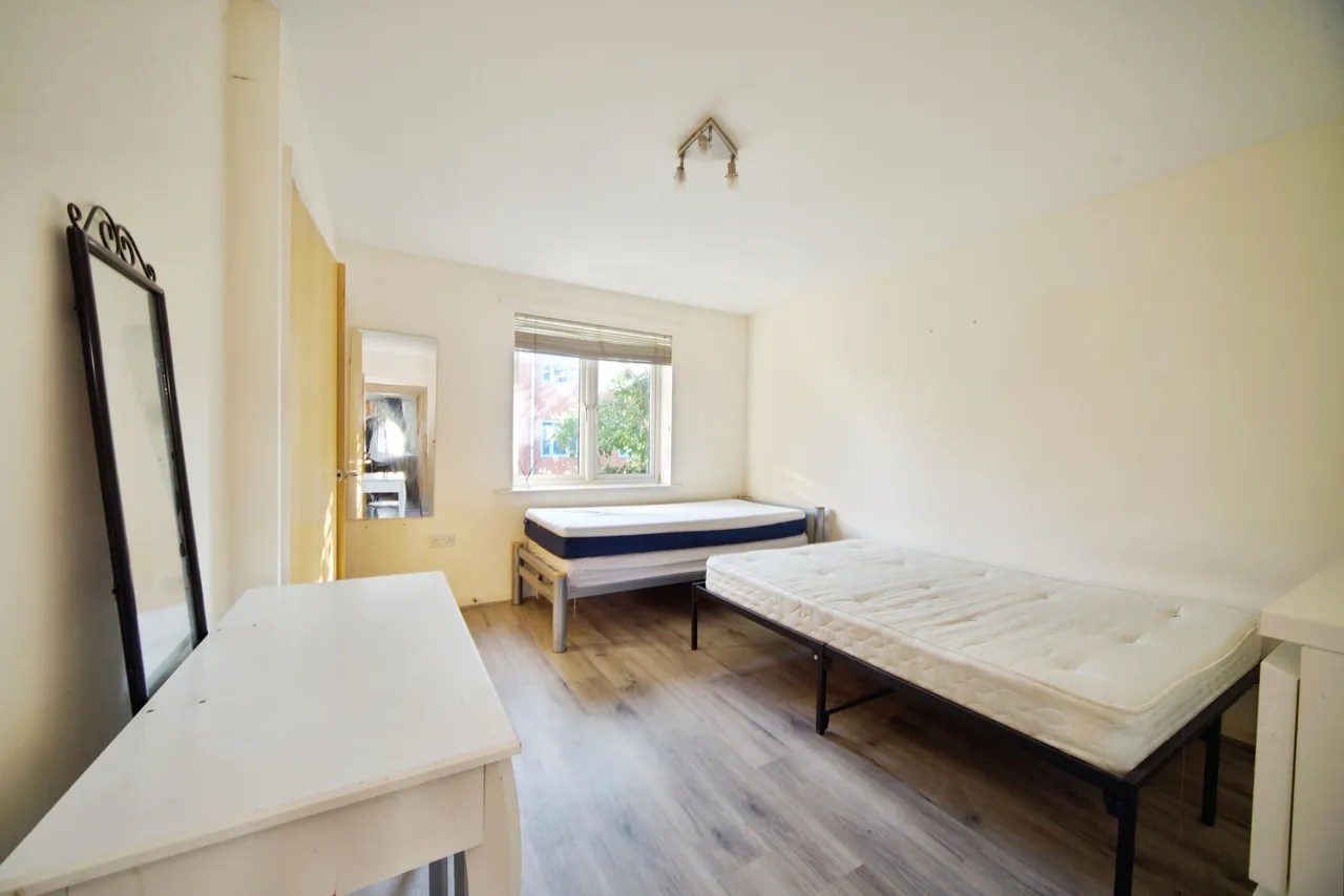 Glaucus Street, London, E3, photo 15